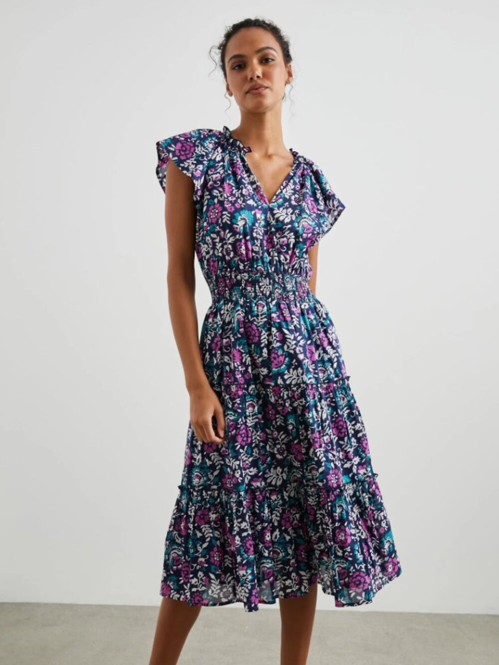 Rails Amelia Cotton Woodblock Blue Floral Tiered Smocked V-Neck Midi Dress, sz S